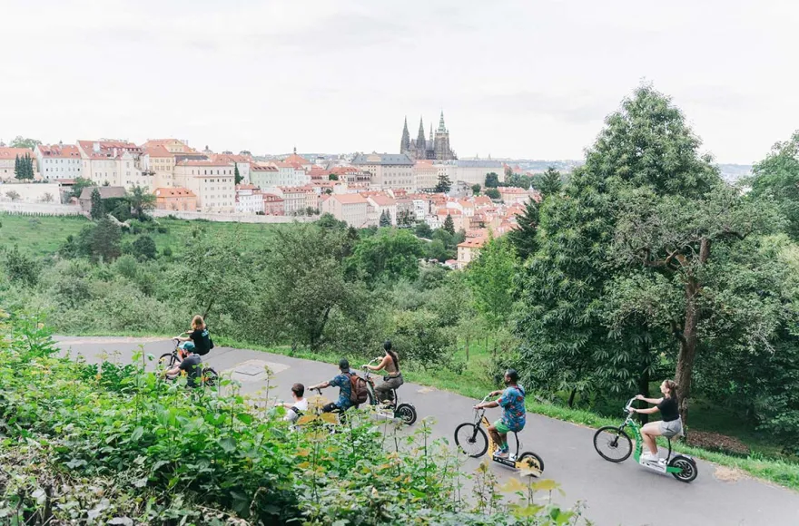 Sightseeing mit dem E-Scooter in Prag