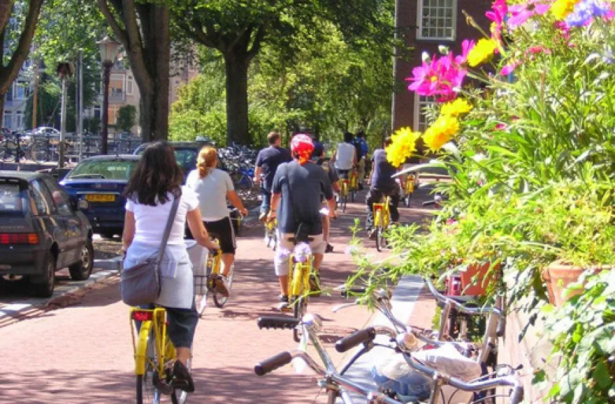 Sightseeing-Radtour durch Amsterdam für 2