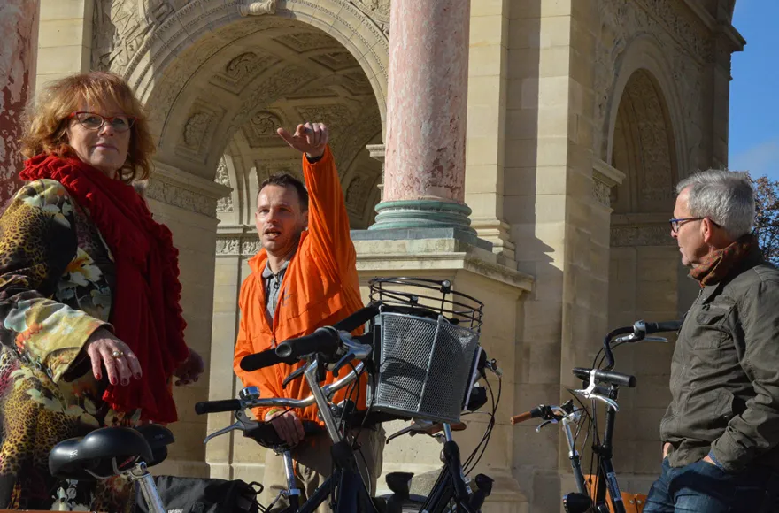Sightseeing-Radtour durch Paris