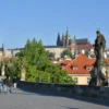 Stadtführung mit Bootsfahrt & Mittagessen in Prag