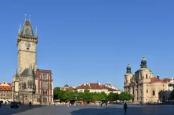 Stadtführung mit Bootsfahrt & Mittagessen in Prag