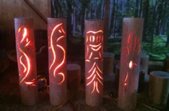 Stammlampe schnitzen mit Motorsäge