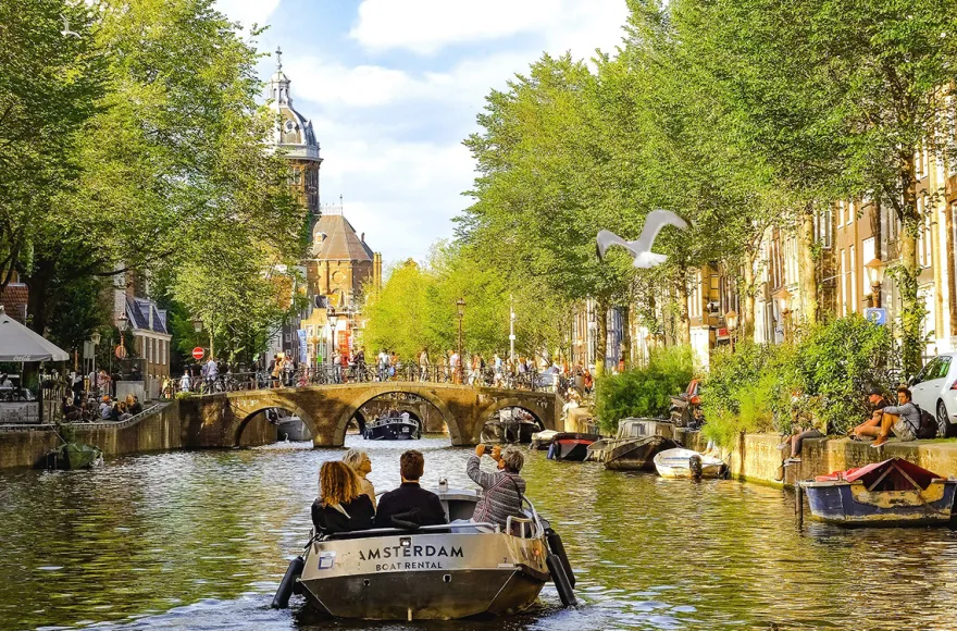 Städtetrip Amsterdam mit Grachtenfahrt