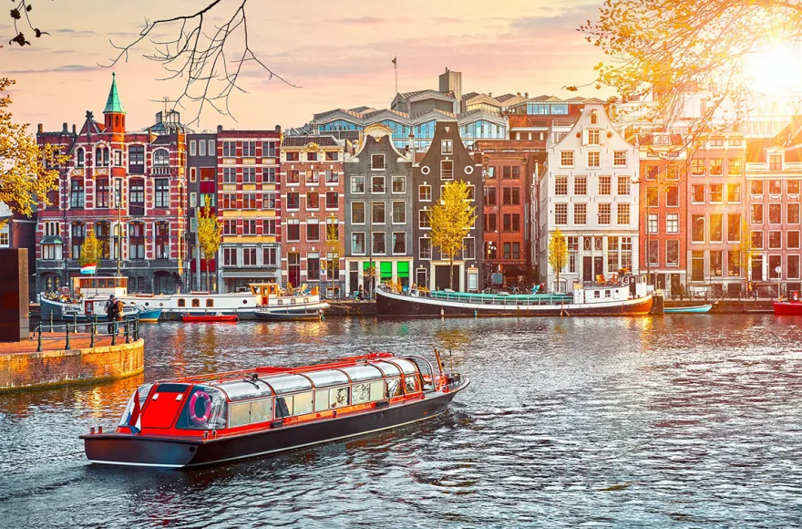 Städtetrip Amsterdam mit Grachtenfahrt