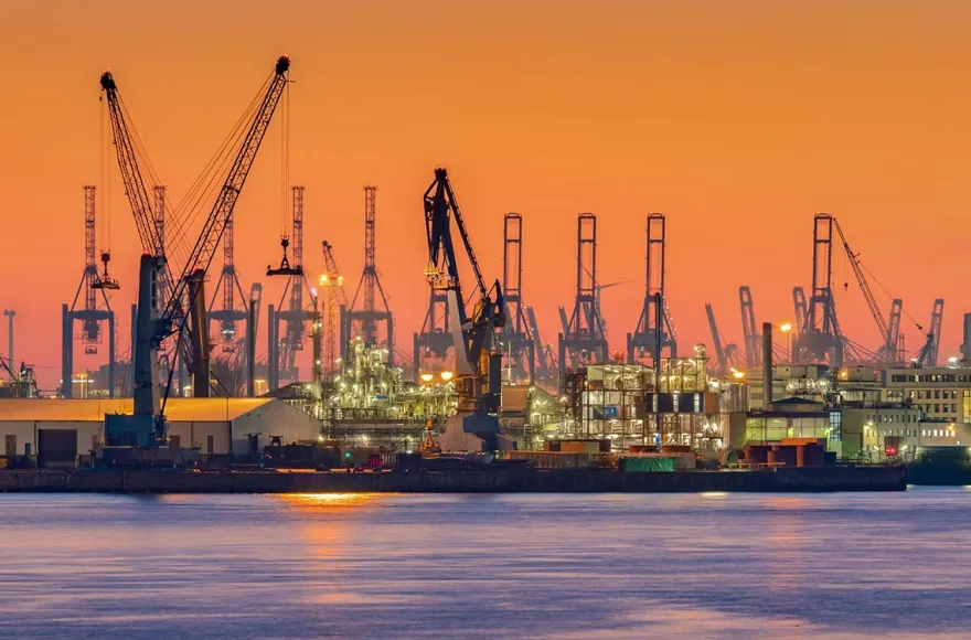 Städtetrip Hamburg mit abendlicher Hafenrundfahrt für 2