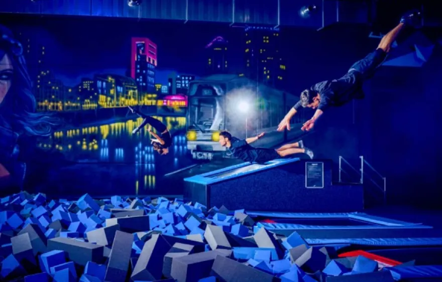 Trampolinhalle Düsseldorf für 2