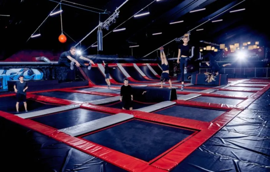 Trampolinhalle Duisburg für 2