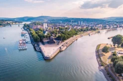 Weinwanderung und Schifffahrt auf der Mosel