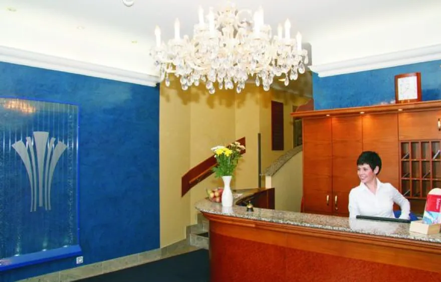 Wellnessurlaub Karlovy Vary für 2 (1 Nacht) - Hotel Lafonte